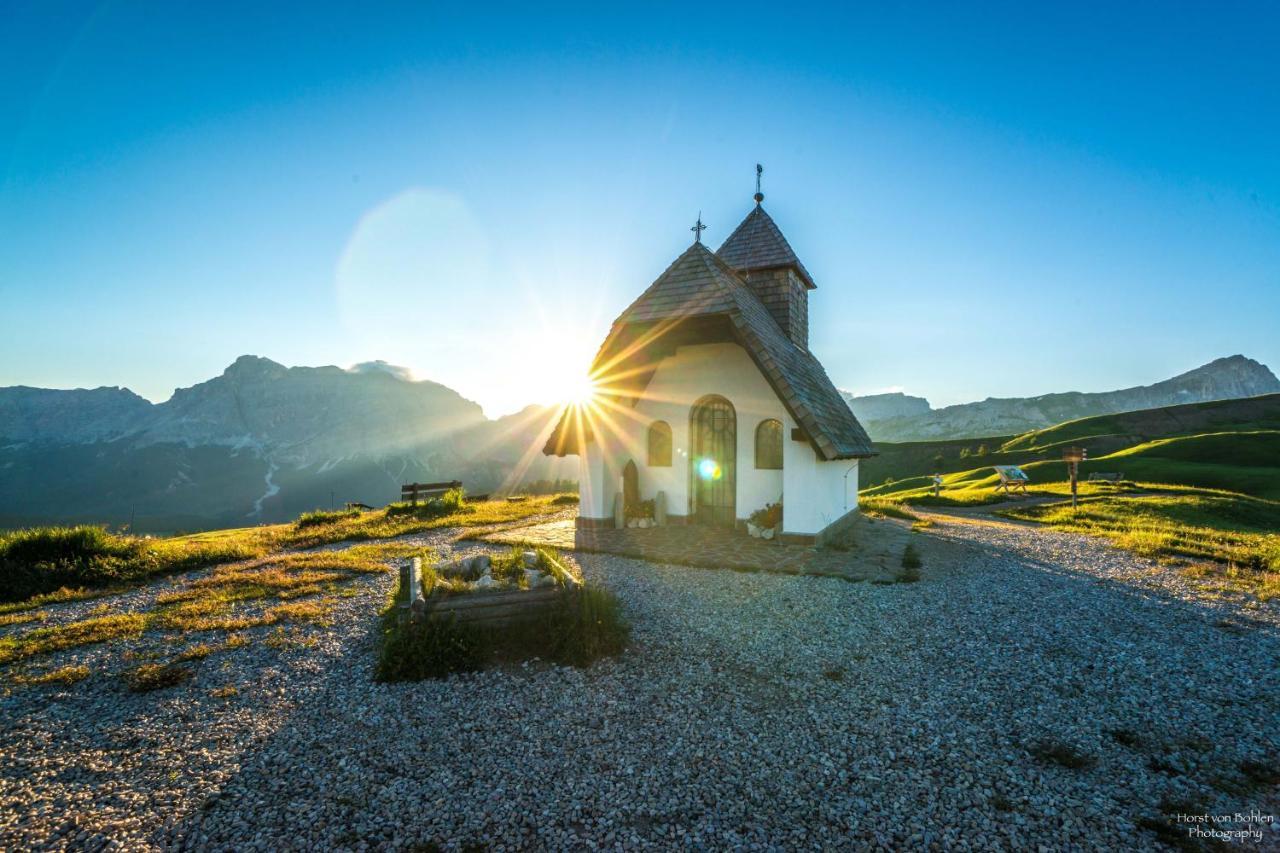 Villa Rifugio Alpino Pralongia Corvara In Badia Exterior foto